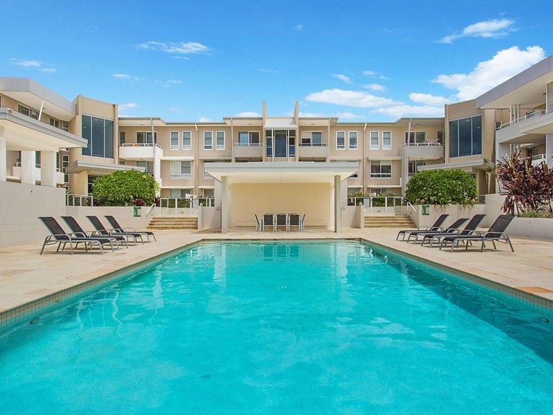 1 Lakefront Cres, Varsity Lakes, QLD 4227