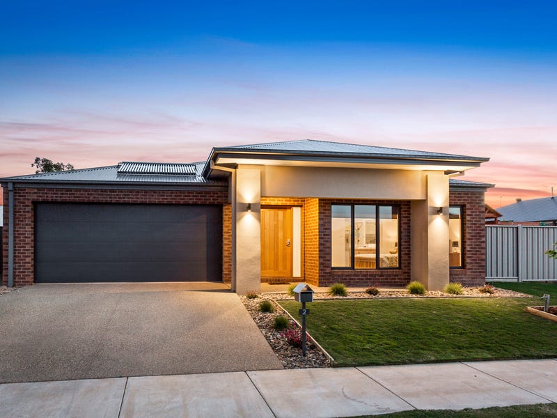 2 Limousin Court, Ascot, Vic 3551 Property Details