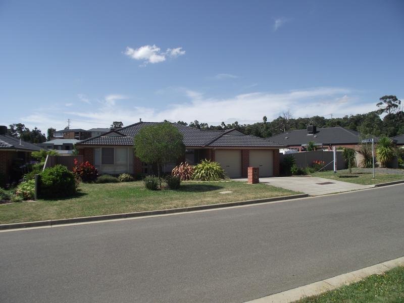 26 Pinevale Way, Ballarat North, VIC 3350