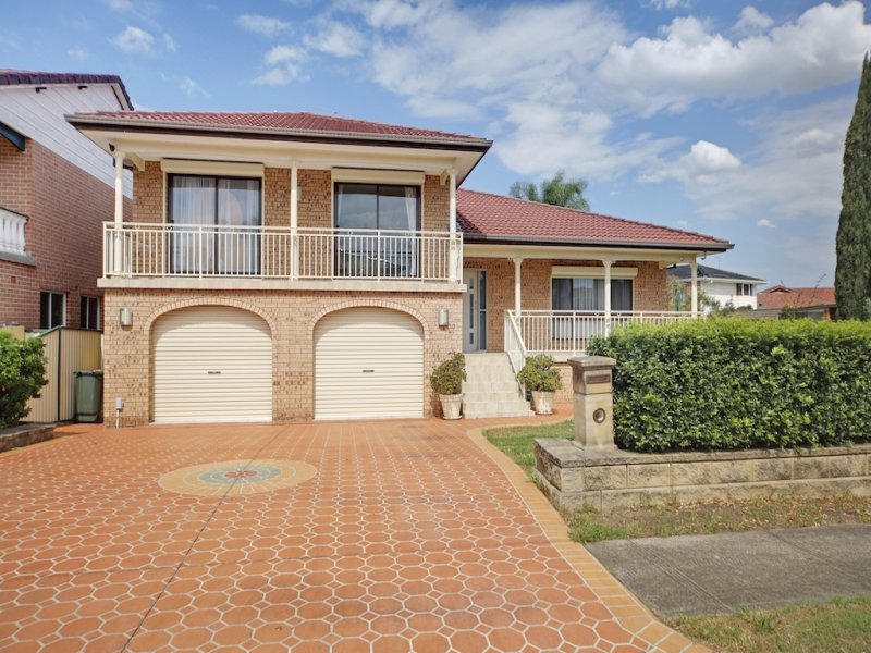 30 Flemington Street, St Johns Park, NSW 2176