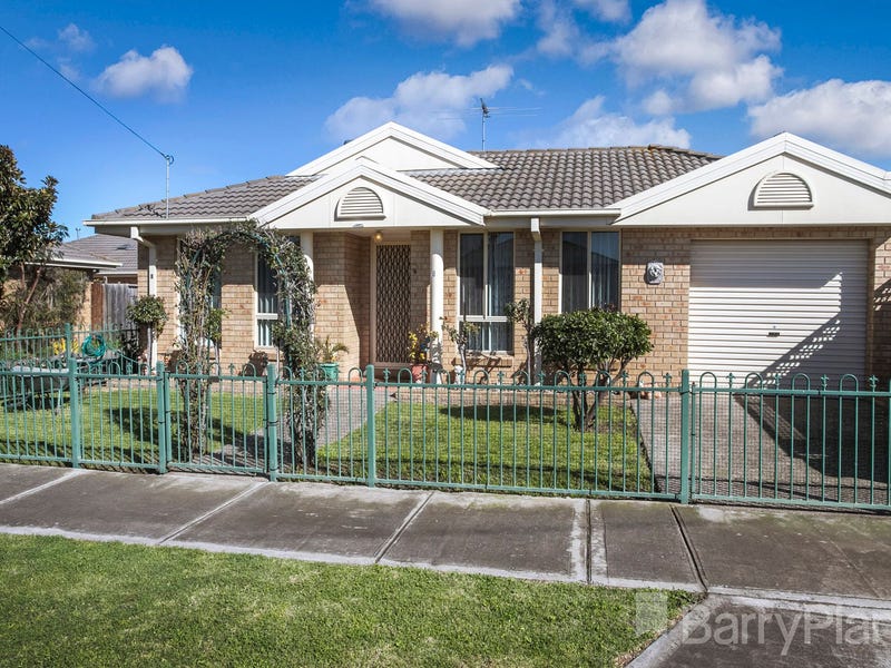 2/11-13 McLean Street, Albion, Vic 3020 - Property Details