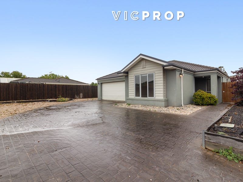 5 Strathdon Place, Point Cook, VIC 3030 5 Strathdon Place, Point Cook, VIC 3030