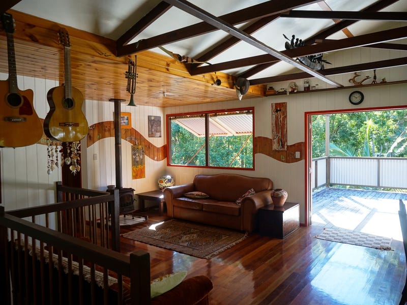 16 Belle Court, Rainbow Beach, QLD 4581