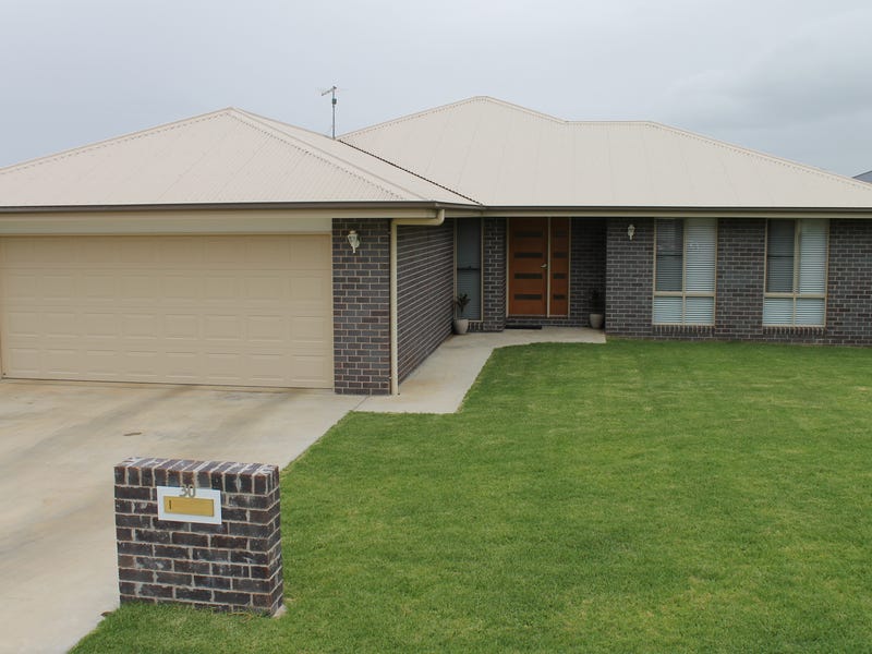 30 Kingfisher Drive, Inverell, NSW 2360