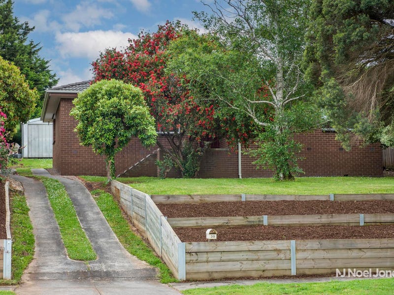 39 Old Kent Road, Mooroolbark, Vic 3138 Property Details