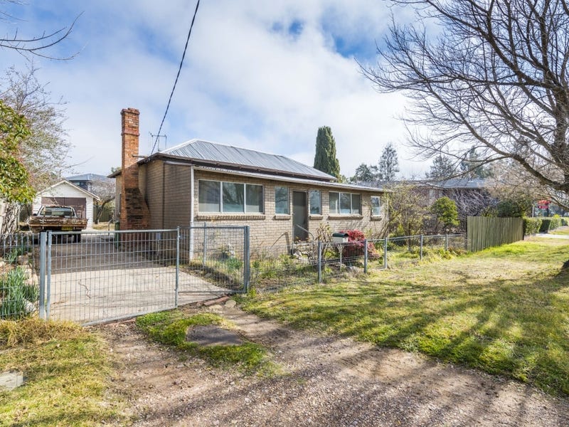 7 McIntosh Street, Queanbeyan, NSW 2620 Property Details