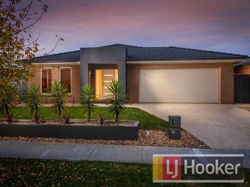 94 Skyline Way, Berwick, Vic 3806 Property Details