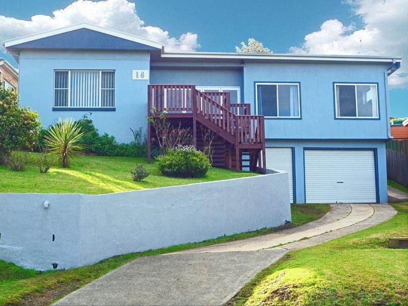 18 Canberra Road, Lake Heights, NSW 2502