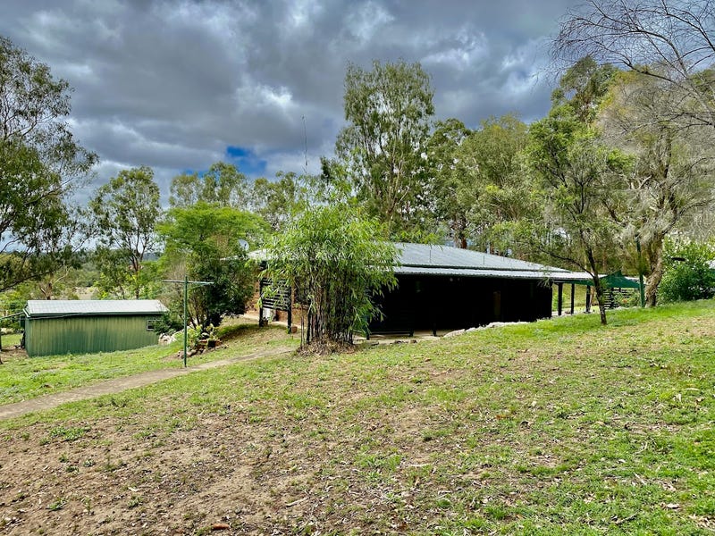180 Outlook Drive, Esk, QLD 4312