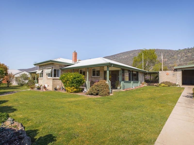 1422 Kiewa Valley Highway, Kiewa, Vic 3691 Property Details