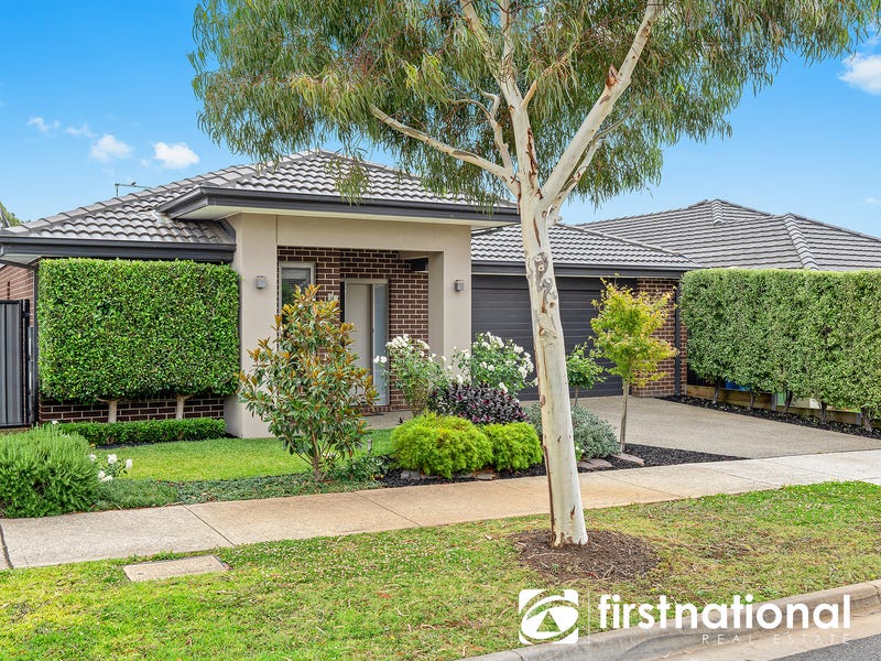 42 Karabair Street Clyde North Vic 3978 Property Details