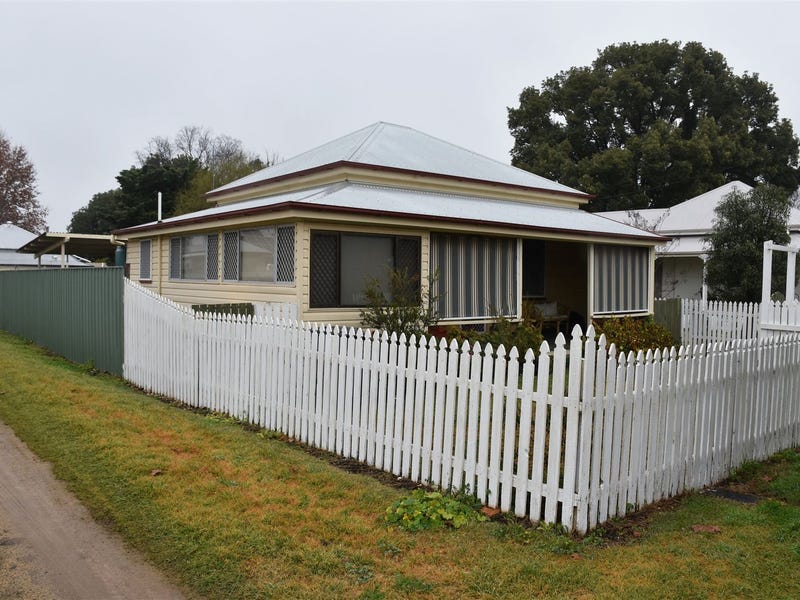 9 Drayton Street, Allora, QLD 4362