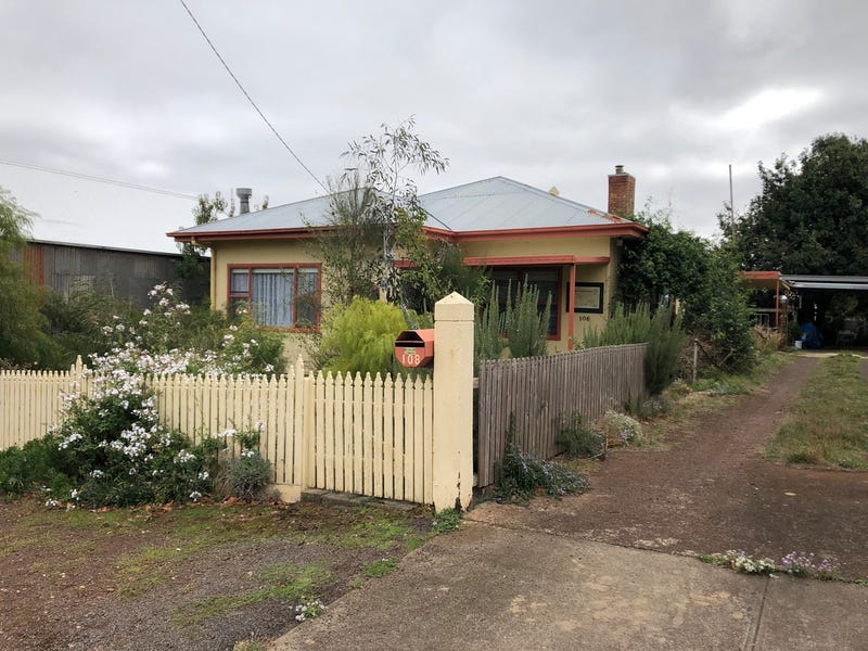 108 Bell Street, Penshurst, Vic 3289 Property Details