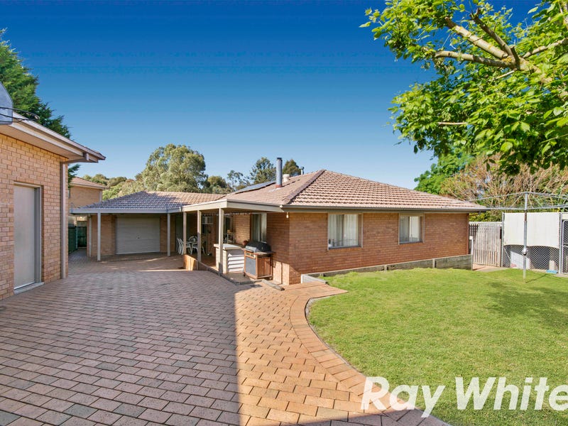 10 Tara Close, Croydon, Vic 3136 Property Details