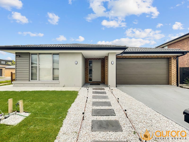 3 Murphy Street, Clyde North, VIC 3978