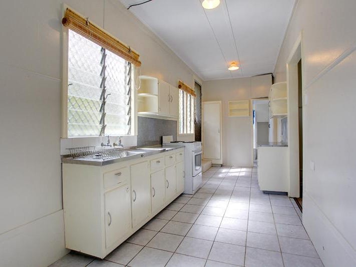 2/36 Armstrong Street, Hermit Park, QLD 4812