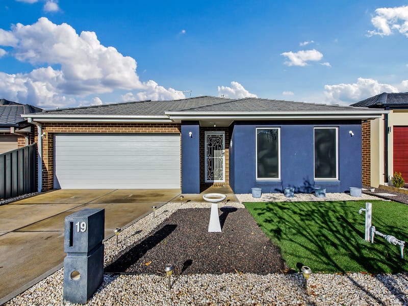 19 Moore Drive, Fraser Rise, Vic 3336 House for Sale