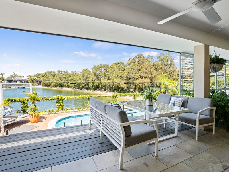 Houses for Sale in Mermaid Waters, QLD 4218