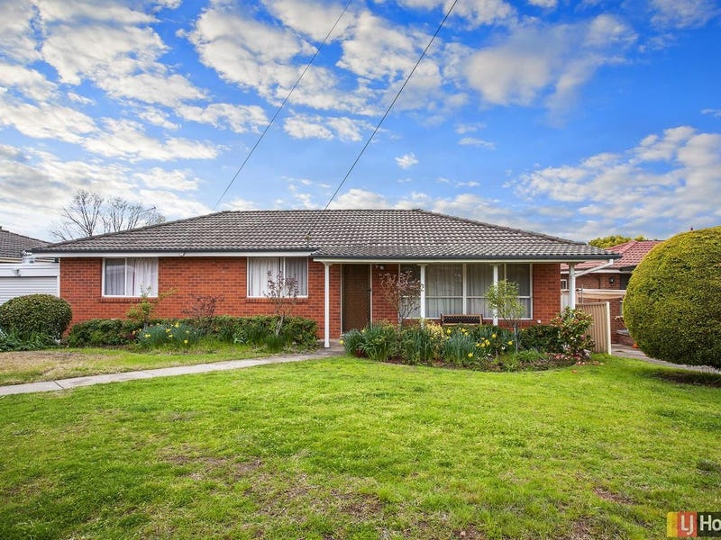 63 Munro Road, Crestwood, NSW 2620