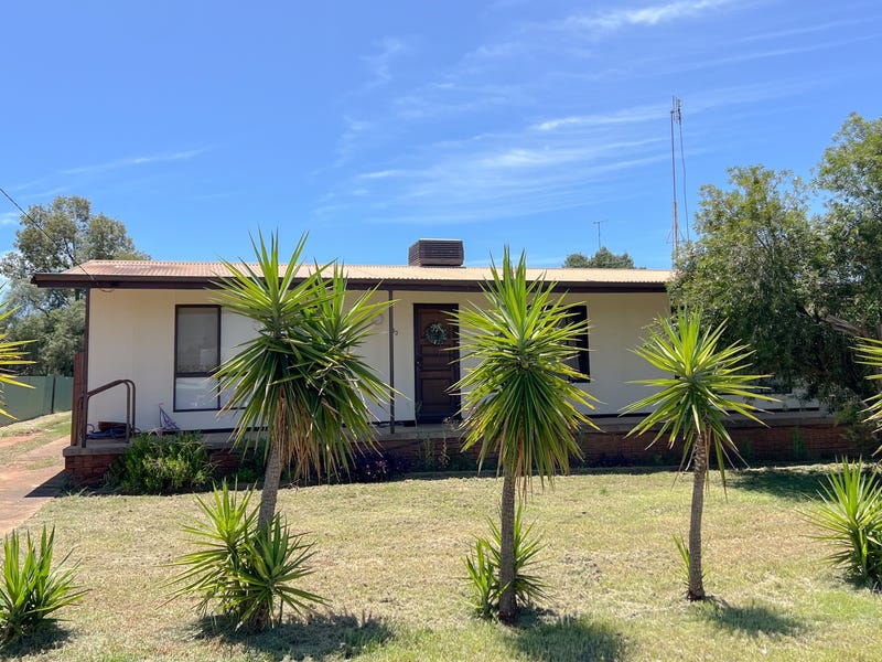 53 Gilbert Street, Wyalong, NSW 2671 House for Sale