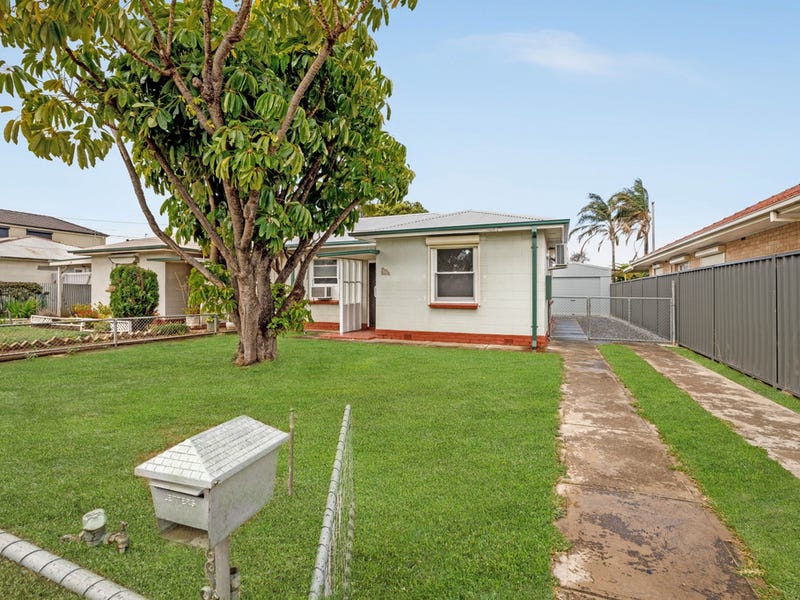 18 Ray Street, Findon, SA 5023