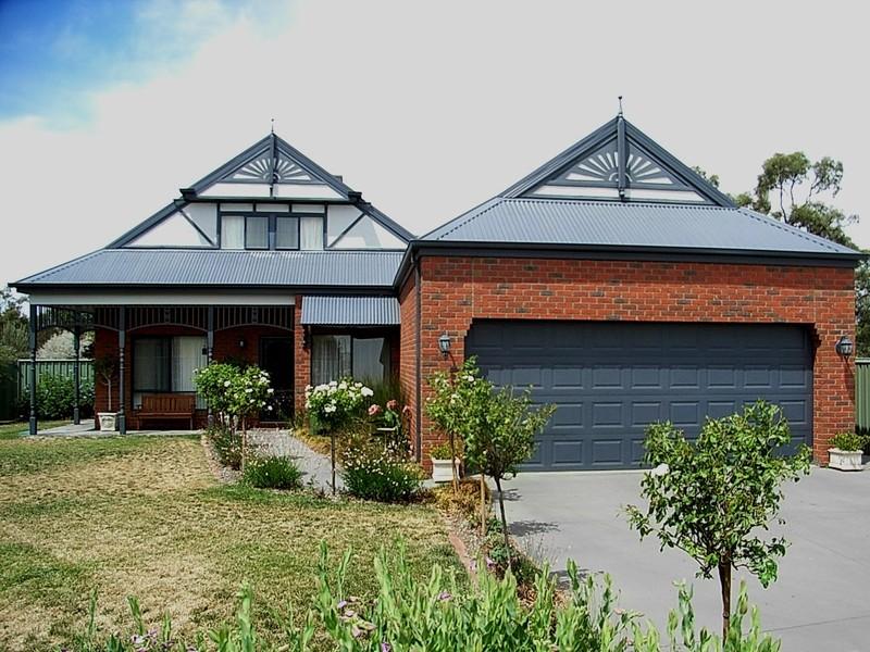 57 Woodlands Circuit, Echuca, Vic 3564 Property Details