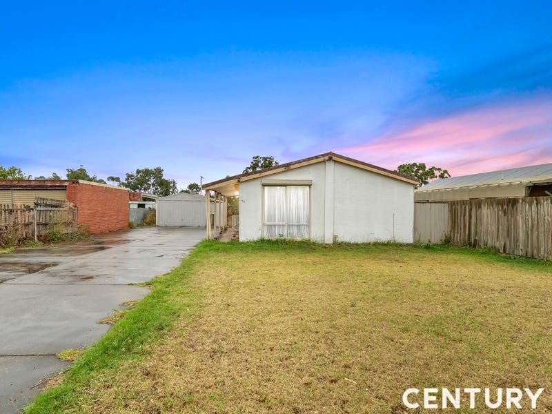 74 Westcott Parade, Rockbank, Vic 3335 House for Sale