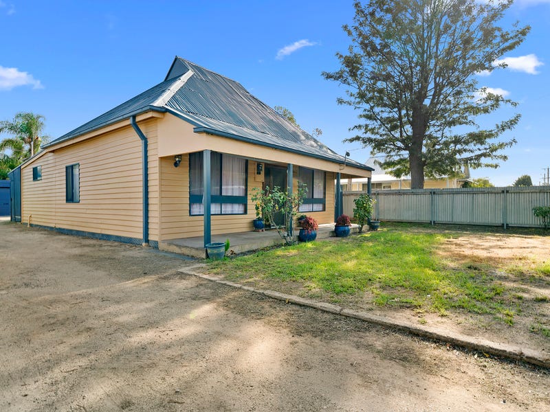 46a Goomalibee Street, Benalla, Vic 3672 Property Details