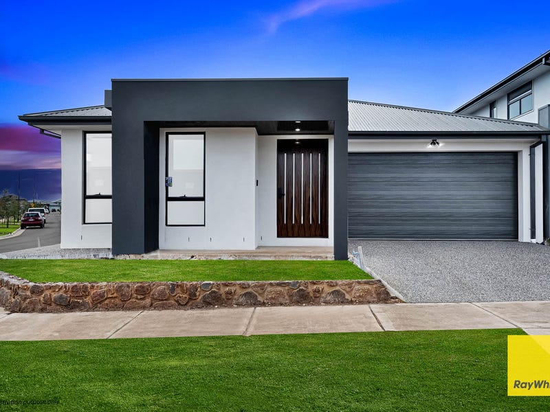 74 Highline Boulevard, Truganina, Vic 3029 House for Sale