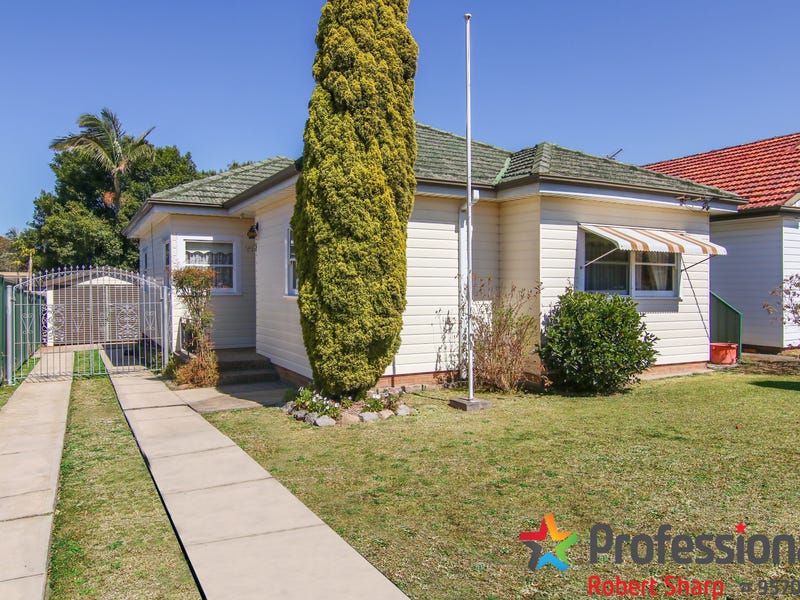 15 Roseland Avenue, Roselands, NSW 2196 Property Details