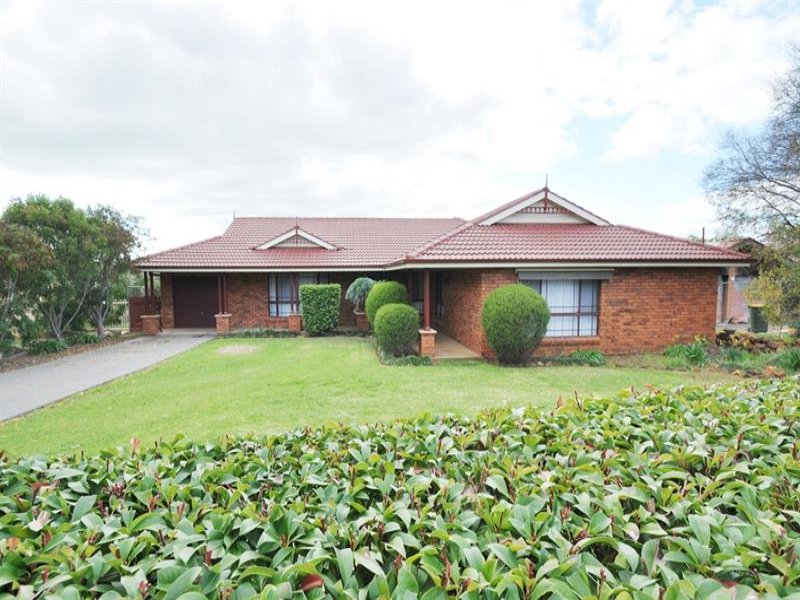 18 Grangewood Drive, Dubbo, NSW 2830