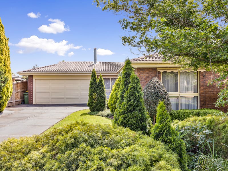 32 Meadowgate Drive, Chirnside Park, Vic 3116 House for Sale