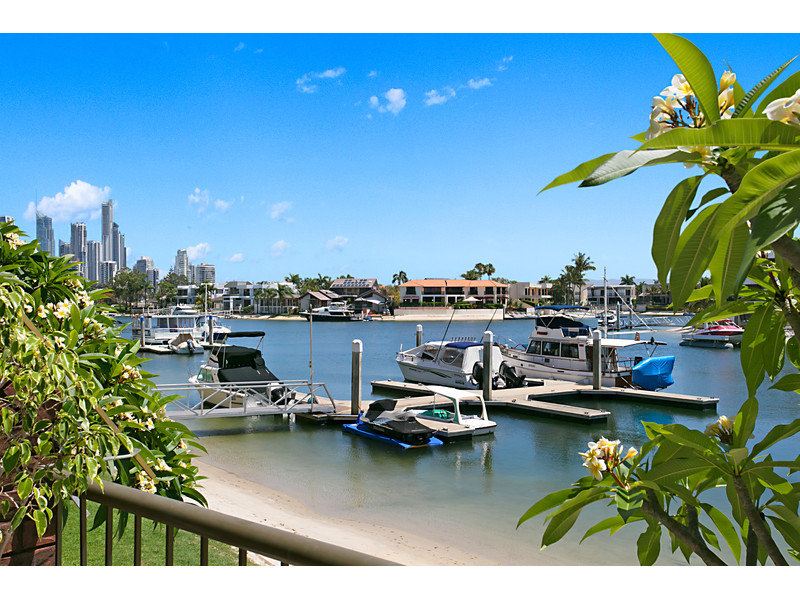 31/22 Commodore Drive, Surfers Paradise, QLD 4217