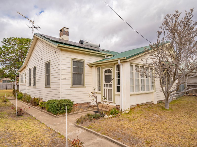 103 Taylor Street, Armidale, NSW 2350