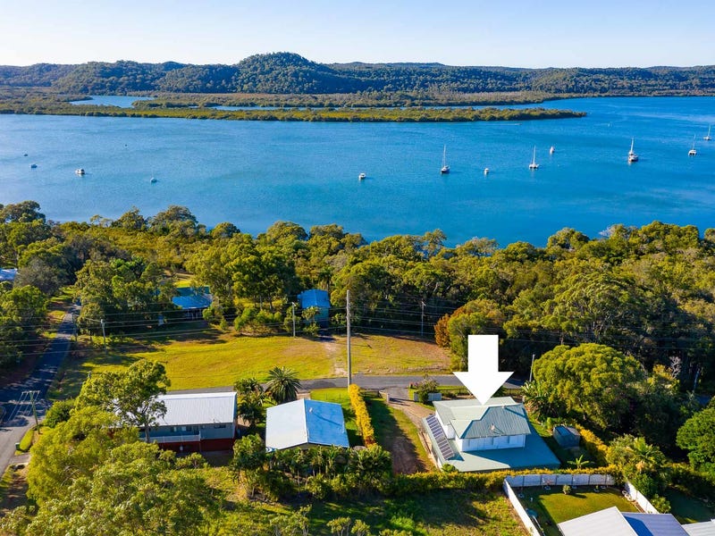 Russell Island Real Estate Exclusive Waterfront The Absolute Best