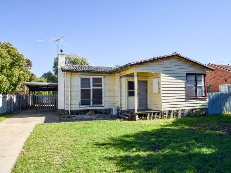 15 Perry Street, Wangaratta, Vic 3677 Property Details