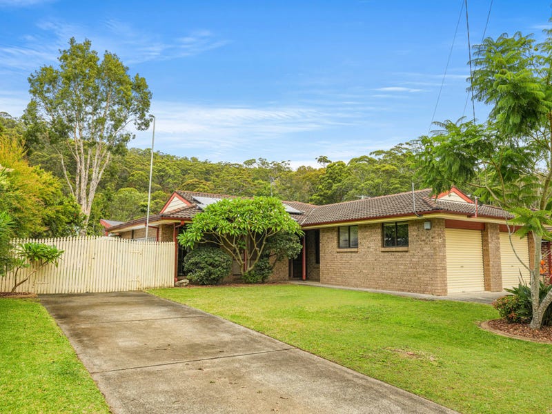 25 Northwind Avenue, Point Clare, NSW 2250
