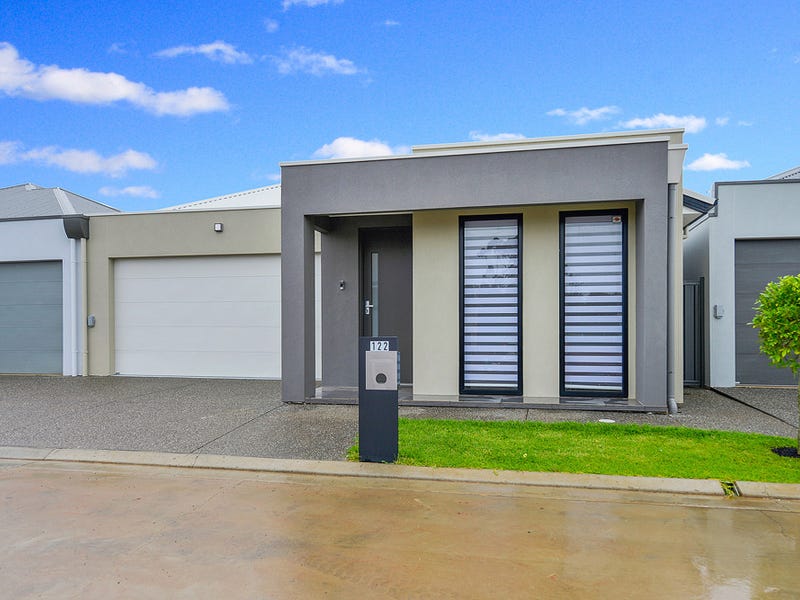 122 Lochside Drive, West Lakes, SA 5021