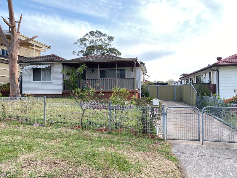 5 Crayford Cres, Mount Pritchard, NSW 2170
