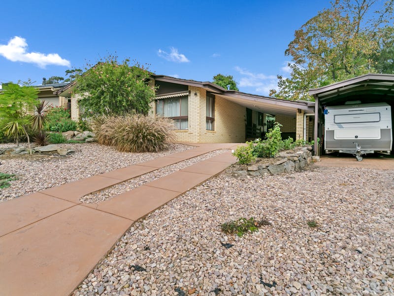 8 Booth Street, Happy Valley, SA 5159