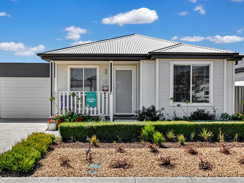 404/50 Saltwater Promenade, Point Cook, VIC 3030