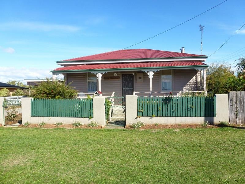 76 West Goderich Street, Deloraine, Tas 7304 Property Details