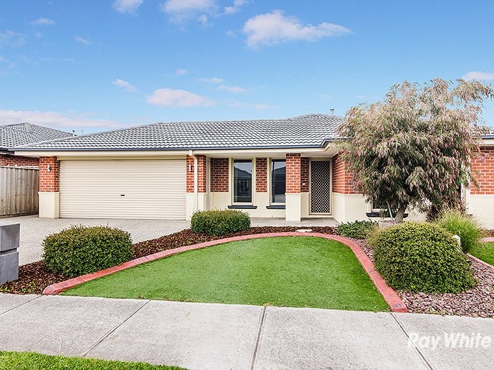 12 Charlbury Cres, Cranbourne North, VIC 3977