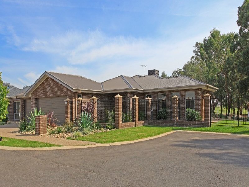 16 Cottlesloe Court, West Wodonga, VIC 3690