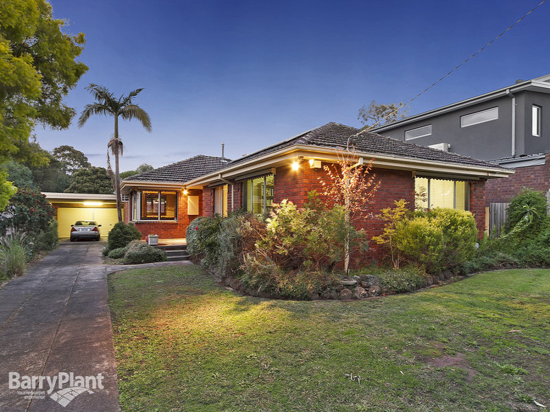 41 Foster Crescent, Knoxfield, Vic 3180 Property Details