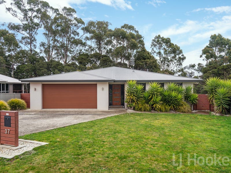 37 Street, Devonport, TAS 7310
