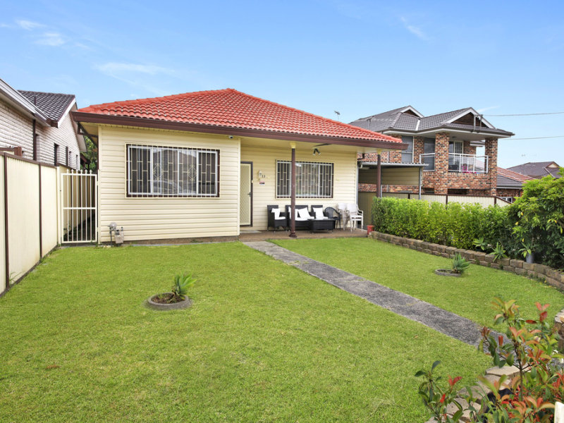 13 Springfield Street, Old Guildford, NSW 2161