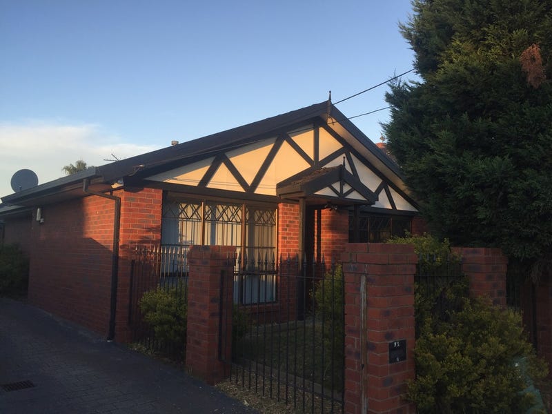 2/305 Gaffney Street, Pascoe Vale, VIC 3044