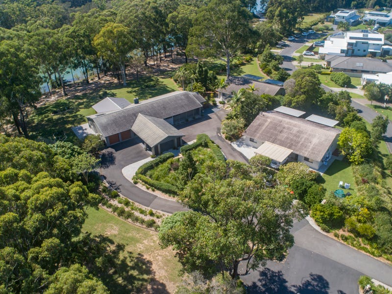 19 Tidal Cres, Moonee Beach, NSW 2450