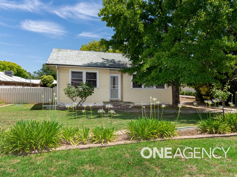 408 LAKE ALBERT ROAD, Kooringal, NSW 2650 Property Details